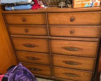 MCM DRESSER RM LEFT UPPER