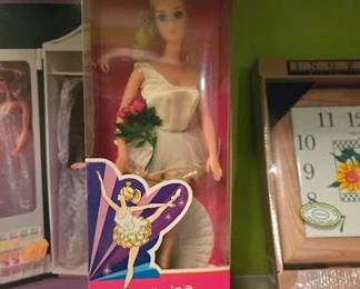 BARBIE BALLERINA RM RIGHT UPPER