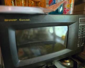 SHARP CAROUSEL MICROWAVE KITCHEN