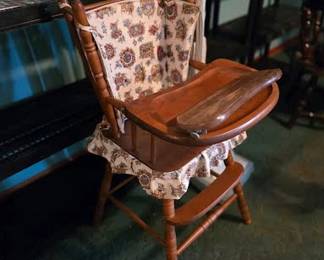 VTG WOOD HIGH CHAIR LIV RM