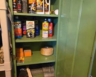 CABINET3 GARAGE