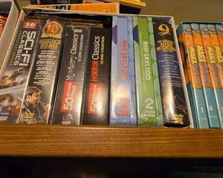 CHILD MEDIA13 RM LEFT