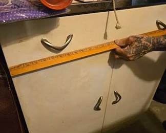 VTG UTILITY 2DRAWER 2DOOR CABINET GARAGE