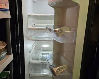 KENMORE SIDE BY SIDE REFRIG FREEZER PIC2 KITCHEN