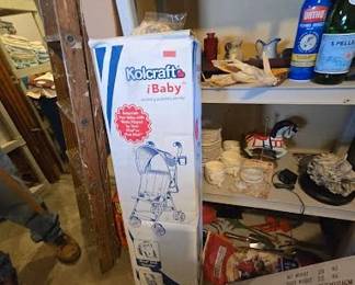 KOHLCRAFT CHILD COVERED STROLLER NIB GARAGE