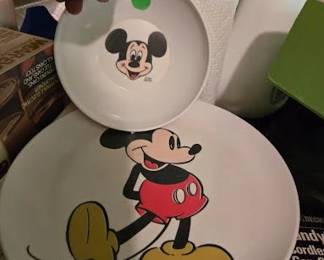 MICKEY MELAMINE SET VTG KITCHEN