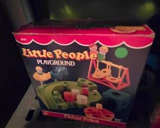 FP LITTLE PEOPLE PLAYGD GARAGE