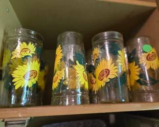 SUNFLOWER GLASSES KITCHEN