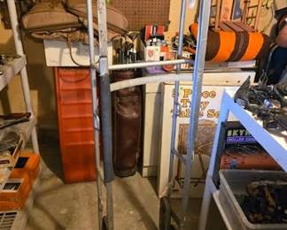 APPLIANCE DOLLY GARAGE