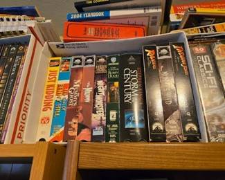 CHILD MEDIA14 RM LEFT