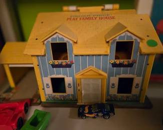 FP PLAY FAMILY HOUSE RM RIGHT UPPER