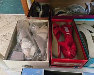 WOMENS SHOES4 RM MID