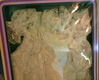 DOLL CLOTHES NIB LIV RM