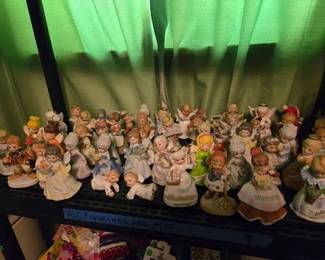 ANGEL FIGURES5 RM RIGHT UPPER