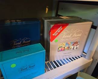TRIVIAL PURSUIT BOARD GAMES GARAGE