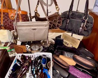 Handbags-Baggallini, Brighton, Coach, Delsey, Fancy Nancy, Hobo, Jen & Co., Kenneth Cole, Tommy Bahama and Vera Bradley