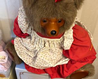 RAIKES BEAR