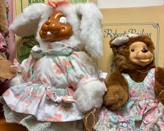 RAIKES BEARS AND BUNNIES