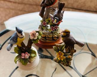 Bird figurines
