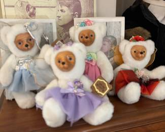 RAIKES BEARS