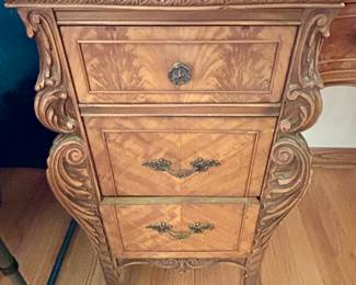 Details of dressing table