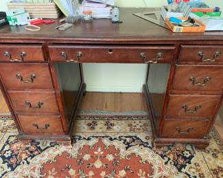 Very solid desk and rug