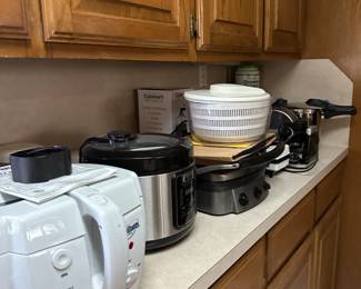 Small kitchen appliances, rice cooker, pinanni maker, ice cream maker, george foreman grill, pressure cooker, and more 