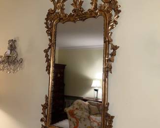 Classic gilt French mirror. A little gilt is good for the soul!! :)