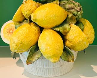 Life is made for lemons...