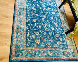 Cheery blue 5'x7' rug
