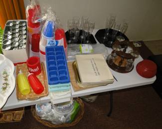 Solo cups, ketchup and mustard bottles, and other great plastic serving and drinking items