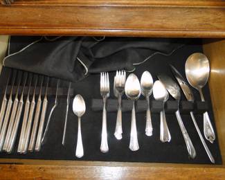 8 place setting silverware