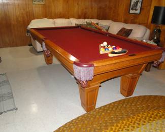 Very handsome pool table