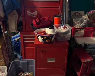Tool chest 