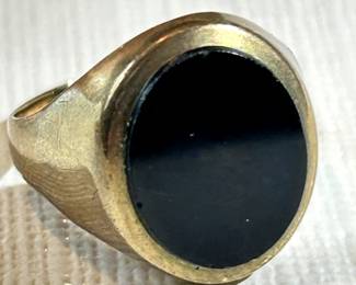 Onyx Cocktail Mens Ring, Gold