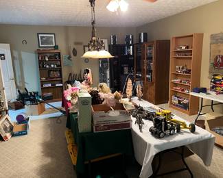 GREAT man cave/she shed items