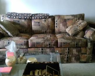 oconto loveseat
