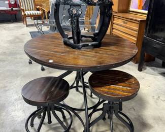 Industrial Table with Adjustable Stools Orlando Estate Auction