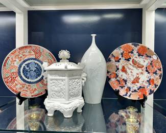 Asian Plates and Vases Orlando Estate Auction