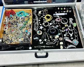 Jewelry Orlando Estate Auction