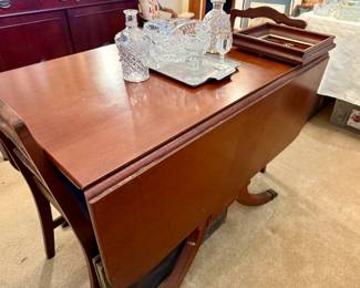 drop leaf table