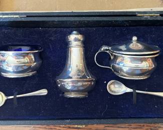Antique Napper & Davenport sterling salt, pepper, mustard set - 1908. In original presentation box