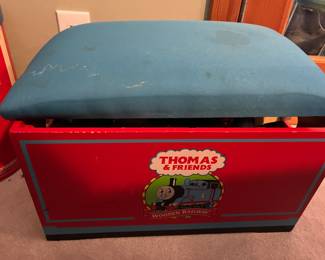 Thomas & Friends wooden box / chest with tracks, buildings, etc