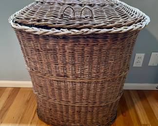 Wicker laundry basket