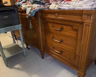 1960s Vintage Thomasville French Provincial Style Dresser Lowboy