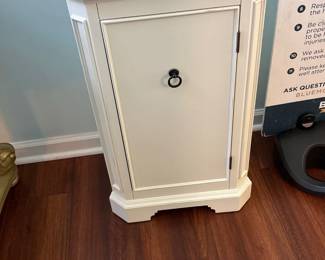 Miranda Corner Cabinet
