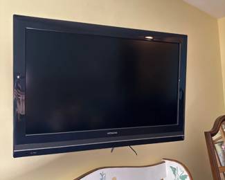 Hitachi 32 in Class 720p LCD HDTV