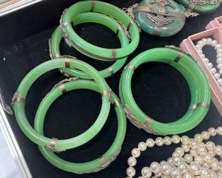 Women's Jade Bangles
