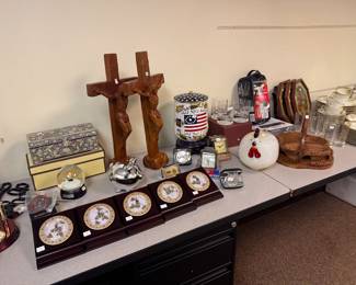 Clocks, Crosses & Accessories