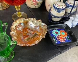 Indiana Carnival Glass Loganberry Leaf Marigold Dish - Ceramic Ashtray